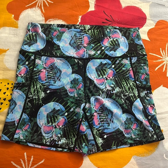 Constantly Varied Gear Pants - Constantly Varied Gear CVG 5" Inseam Blue Pink Miami Skull Design Shorts Sz XL!